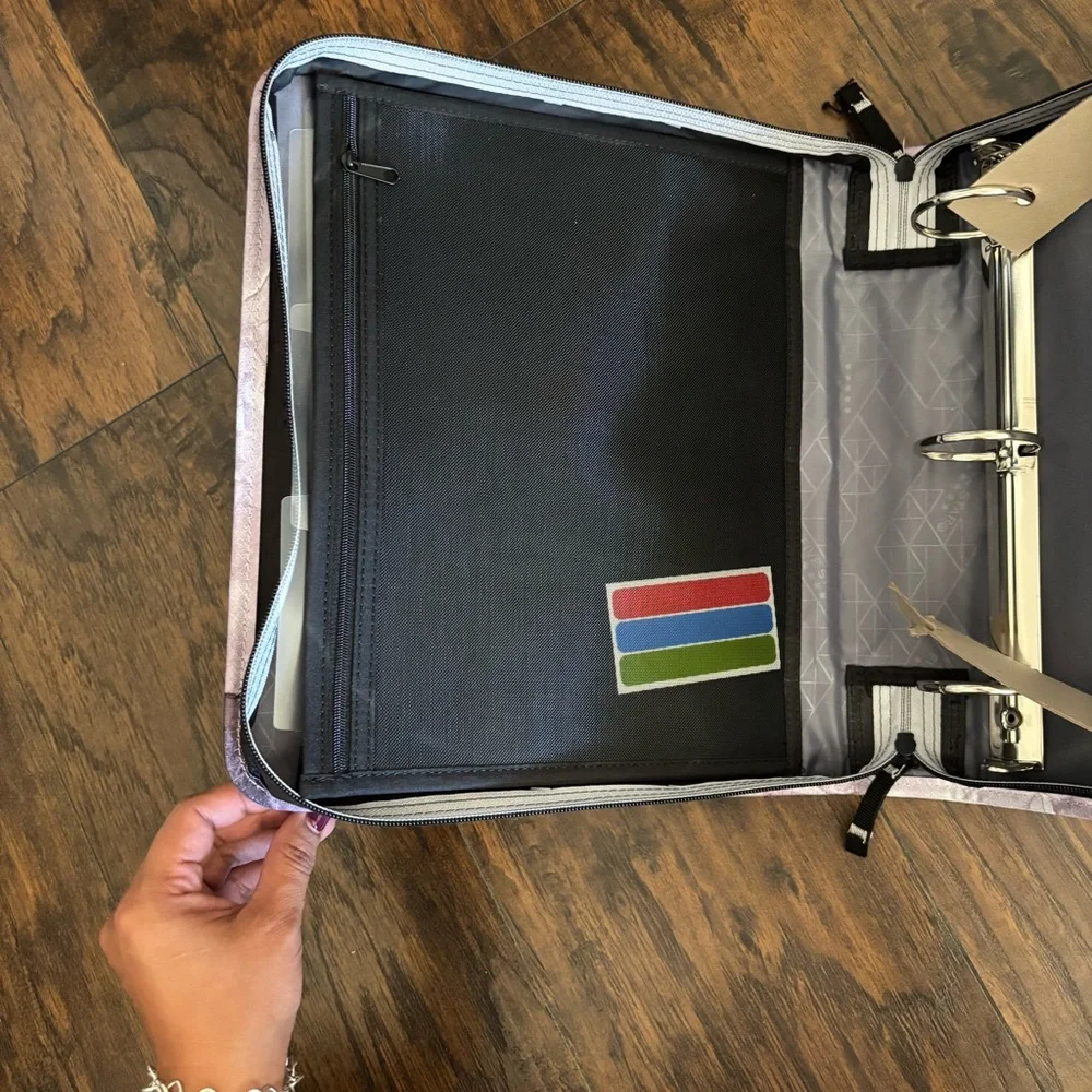 Five Star Black and Purple Tablet Binder